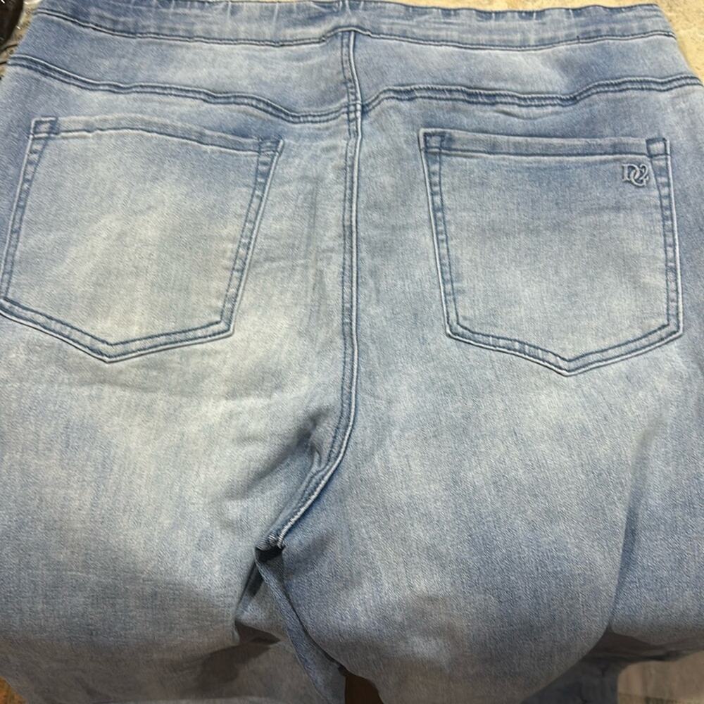DG2 by Diane Gilman New Classic Stretch Tall Split Hem Pull-On Capri Pants XXST - Picture 4 of 9
